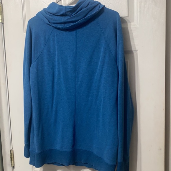 LLBEAN Sweatshirt - Picture 6 of 6